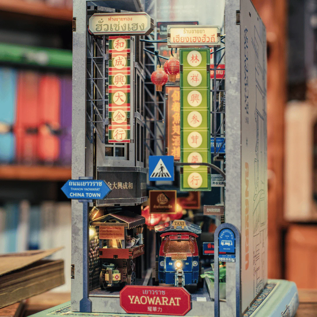 Bangkok Yaowarat Book Nook Kit | Exclusive Release - Image 3