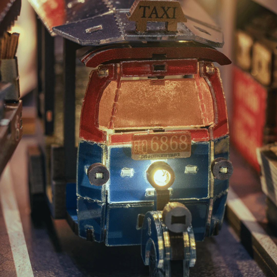 Bangkok Yaowarat Book Nook Kit | Exclusive Release - Image 8