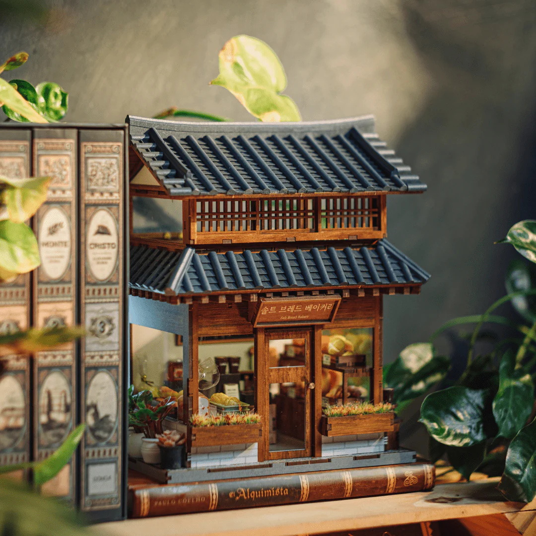 Ikseon-dong Hanok Bakery Miniature House Kit - Image 4
