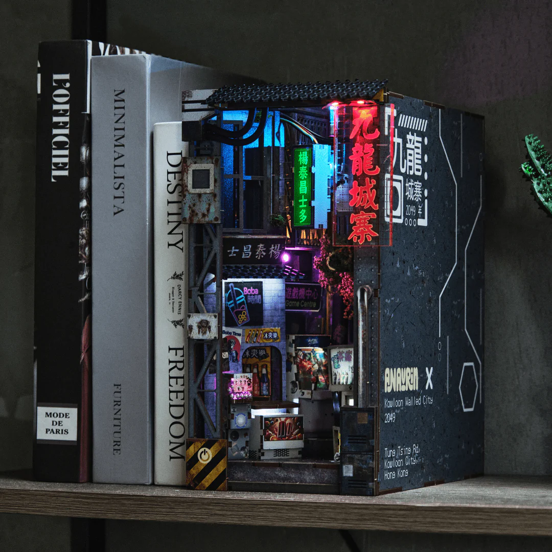 Kowloon Walled City 2049 Book Nook Kit - Image 9