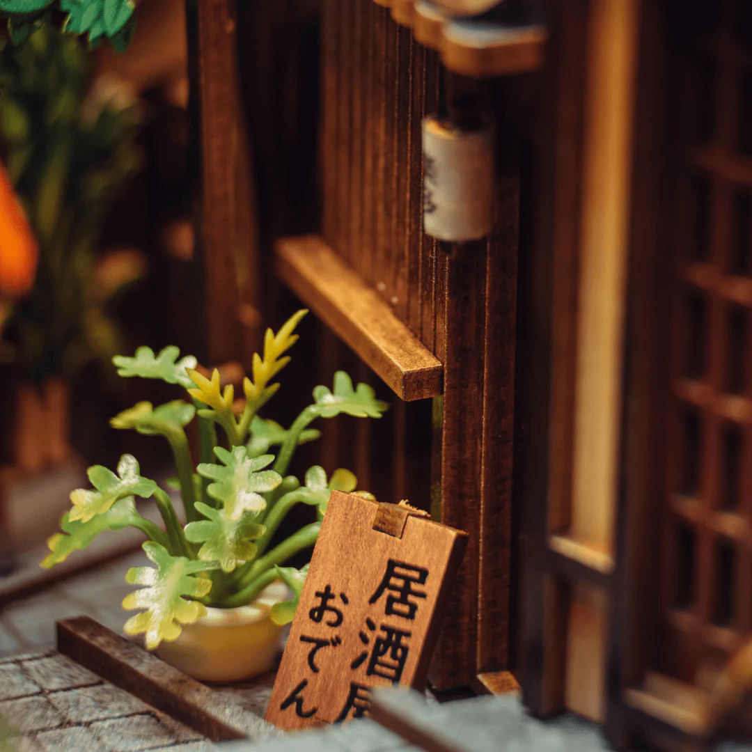 Kyoto Gion Book Nook Kit - Image 8