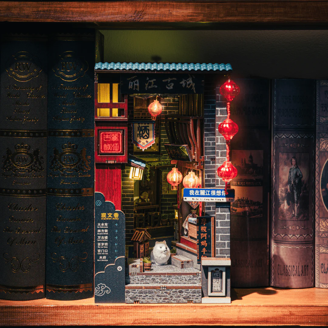 Lijiang Ancient Town Book Nook Kit - Image 12