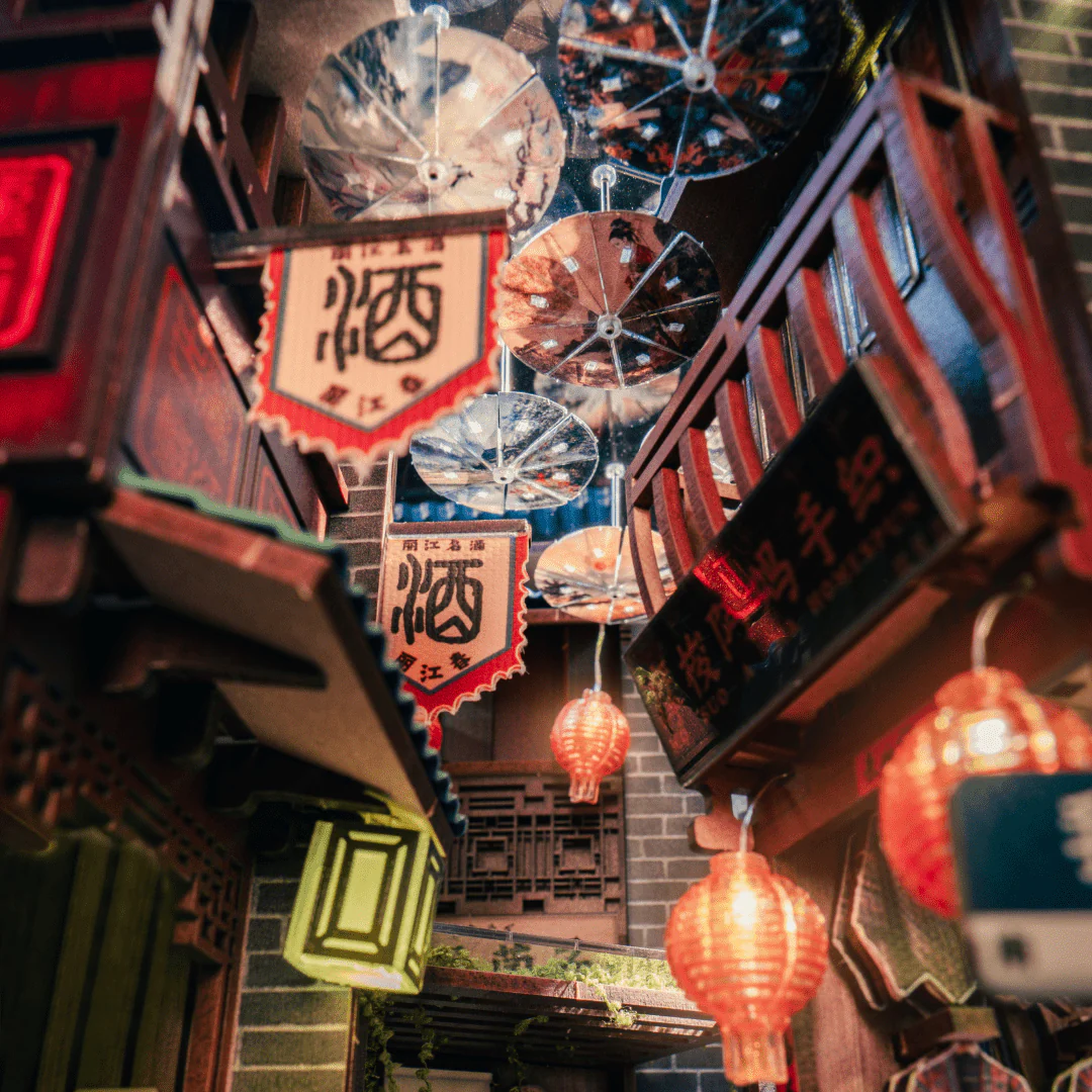 Lijiang Ancient Town Book Nook Kit - Image 3