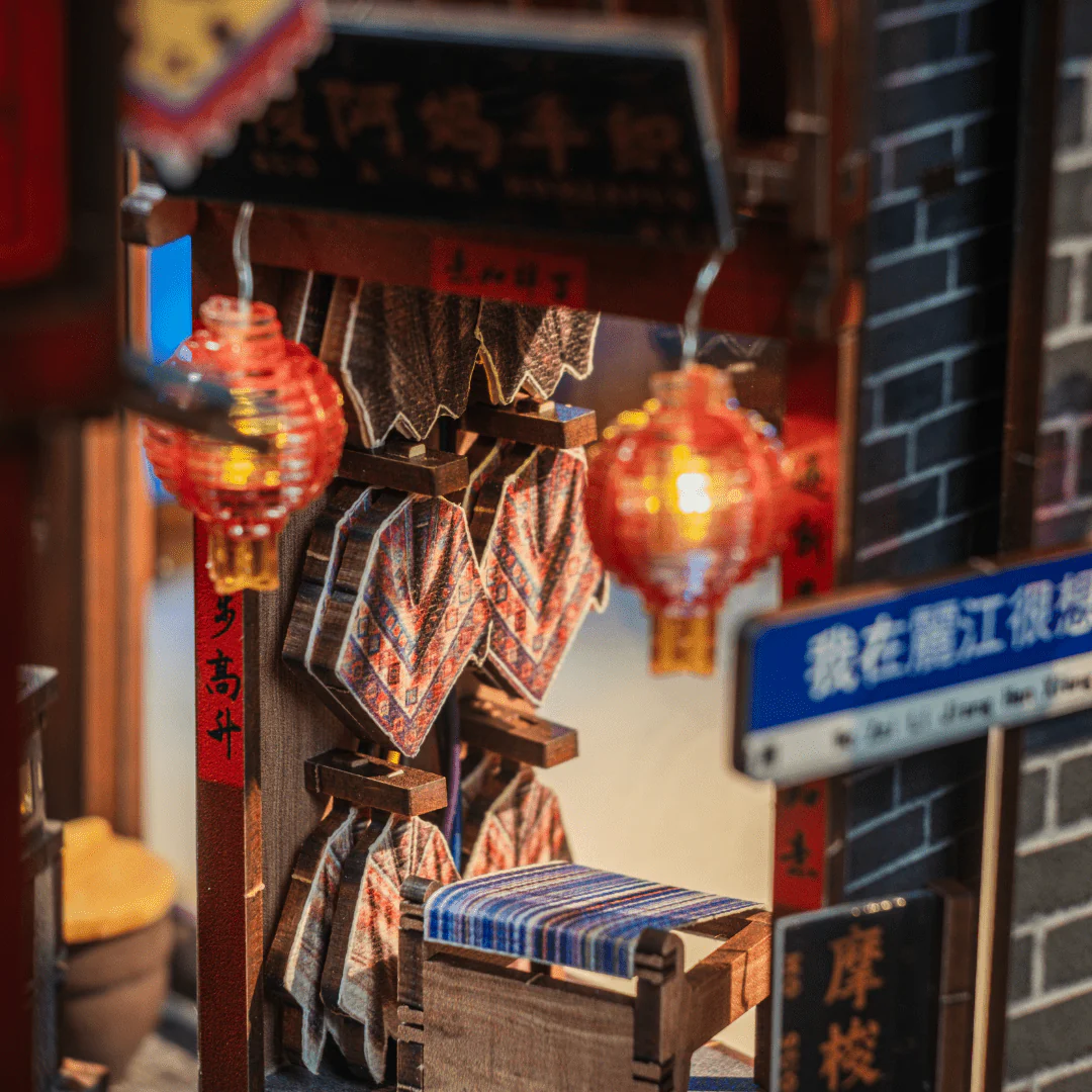 Lijiang Ancient Town Book Nook Kit - Image 7
