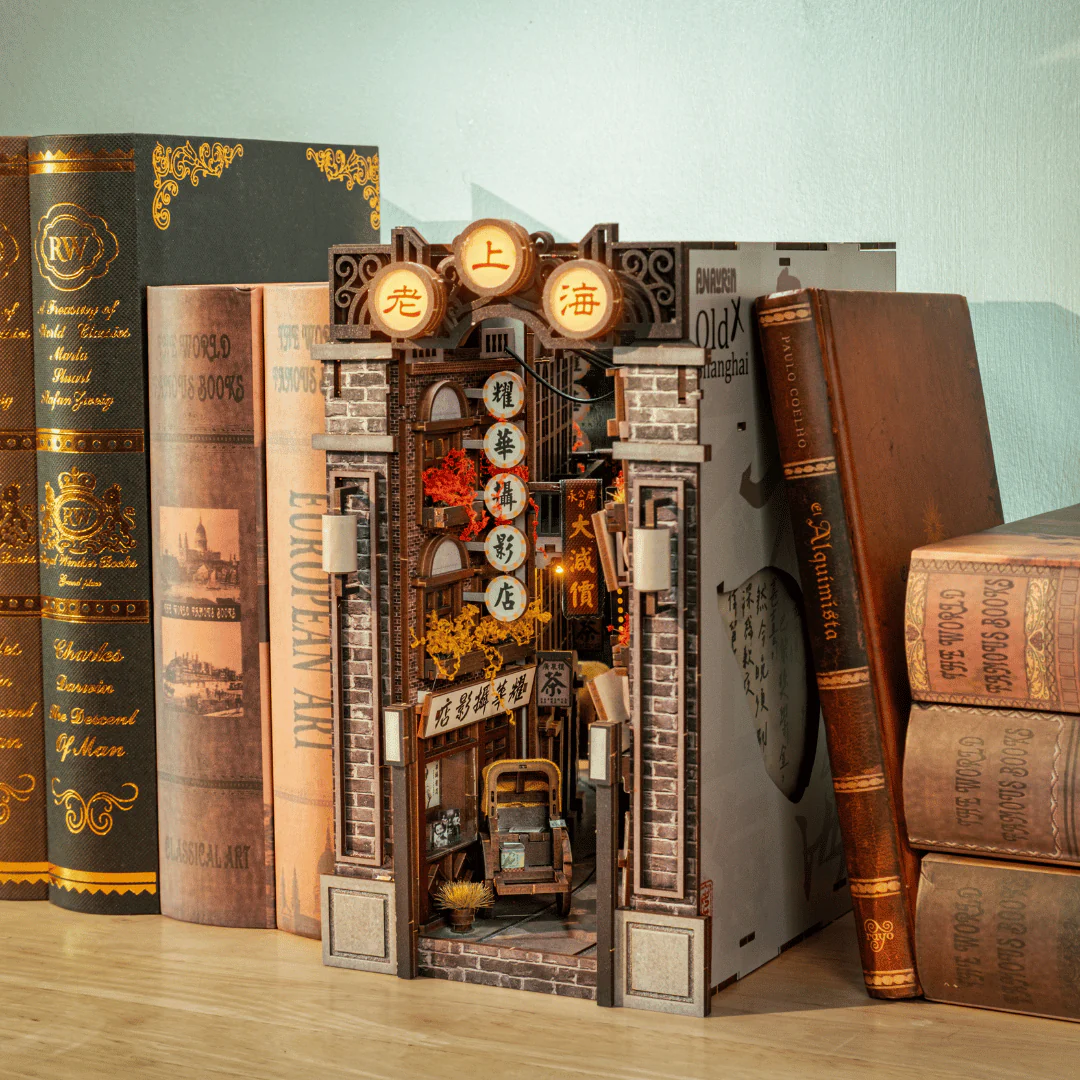 Old Shanghai Book Nook Kit | Exclusive Release - Image 5